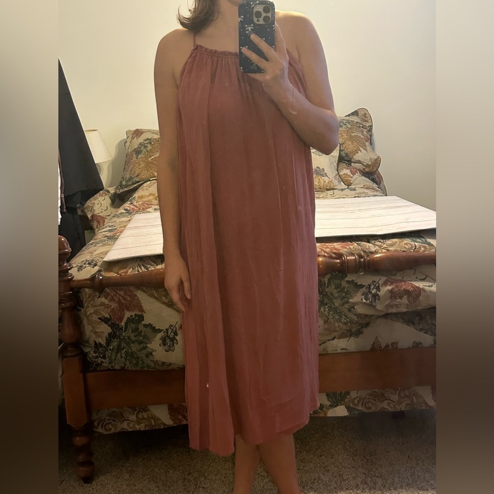 Long pink Zara dress. There is some damage to the straps. Size: small